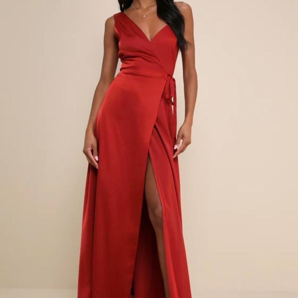 Lulu's Red Maxi Dress - Picture 2 of 7